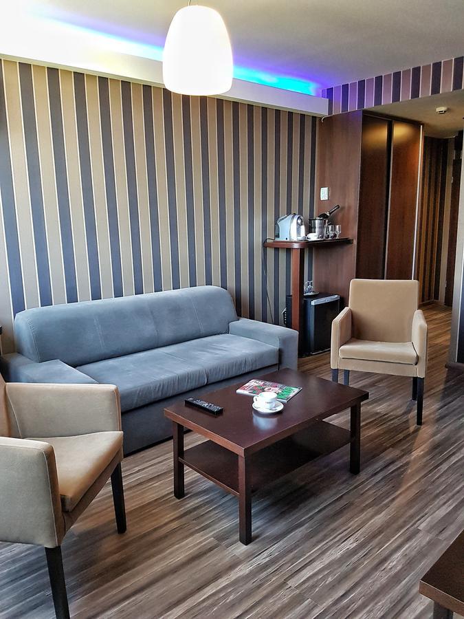 Hotel Pest Inn Budapest Exteriör bild